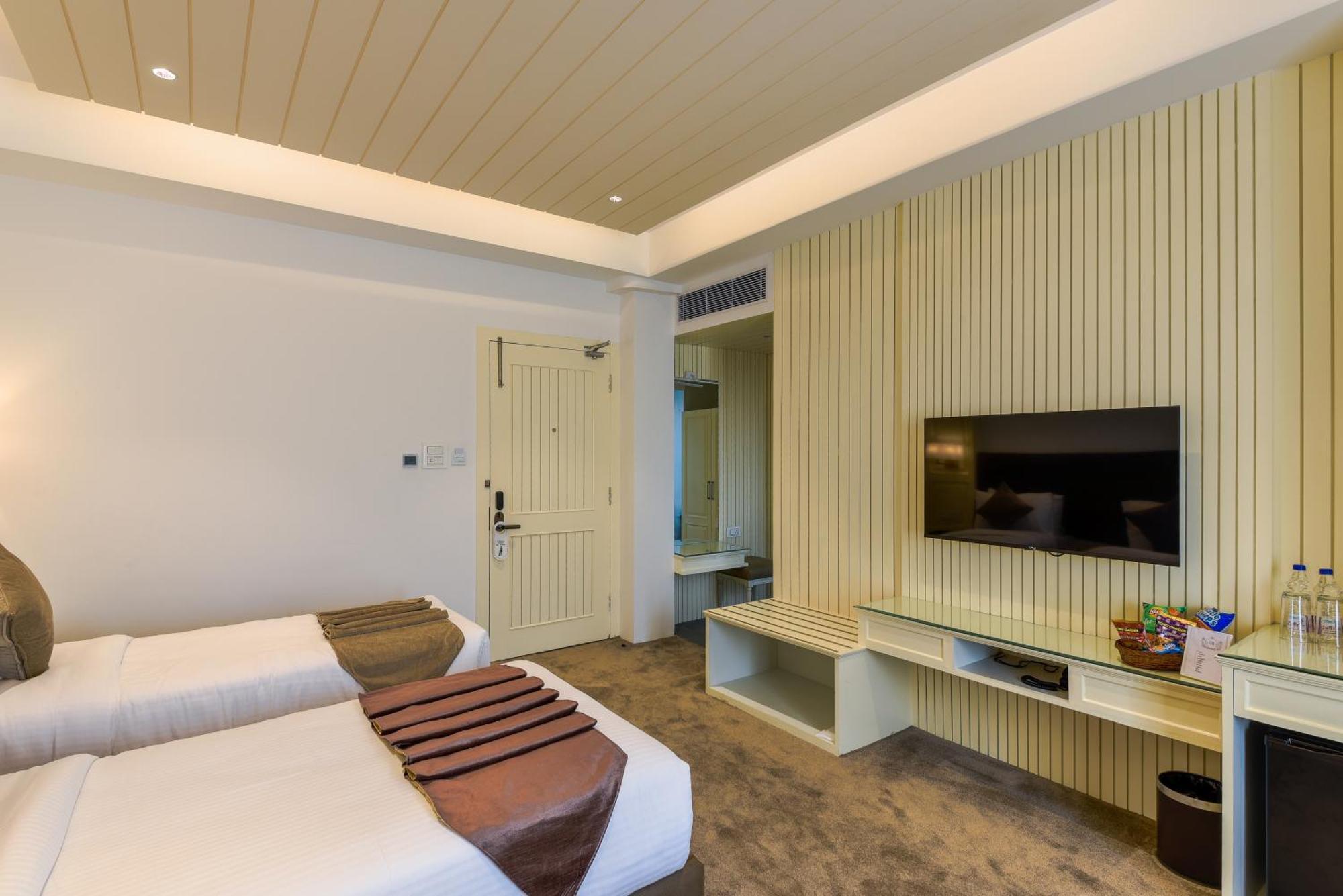 Hotel Grand Boulevard Durgjan Phòng bức ảnh